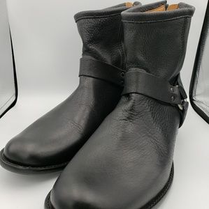 Brand New Frye harness boots size 10.5 (43.5) no b